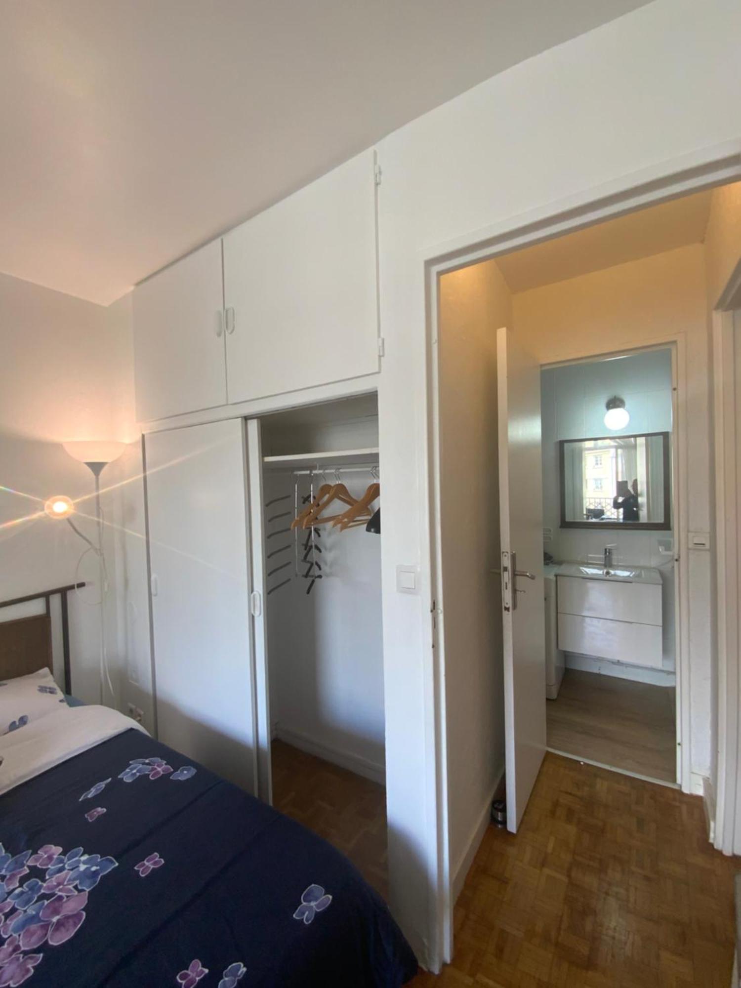 Chambre Chez L'Habitant Pres De Tour Eiffel París Exterior foto
